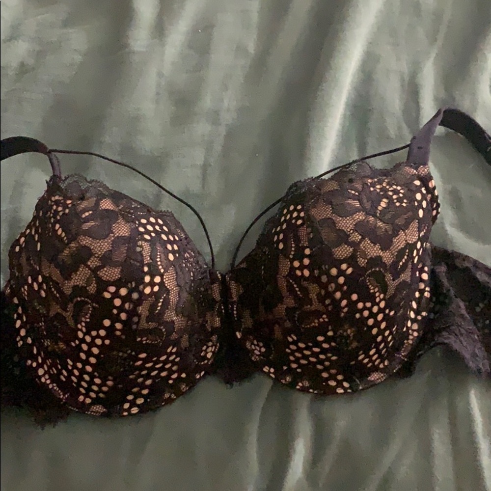 Black lace bra
